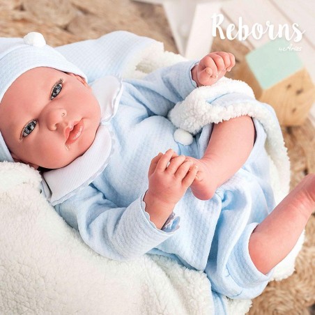 Muñecas Arias Reborn Tiago con Manta y Peluche 40 cm