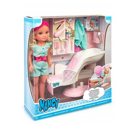 Nancy Un Día en la Peluquería