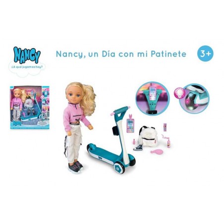 Nancy Un Día Con Mi Patinete