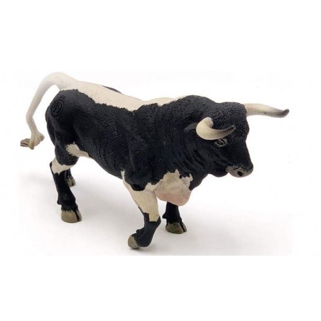 TORO BRAVO APAREJADO TROTANDO